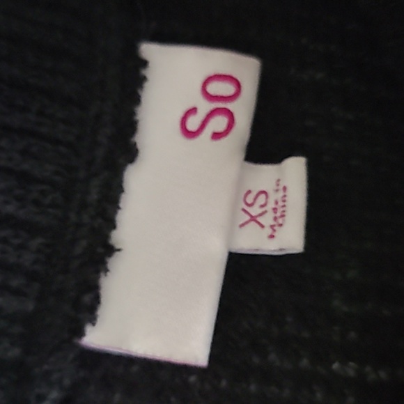 black basic SO tee - Picture 3 of 3